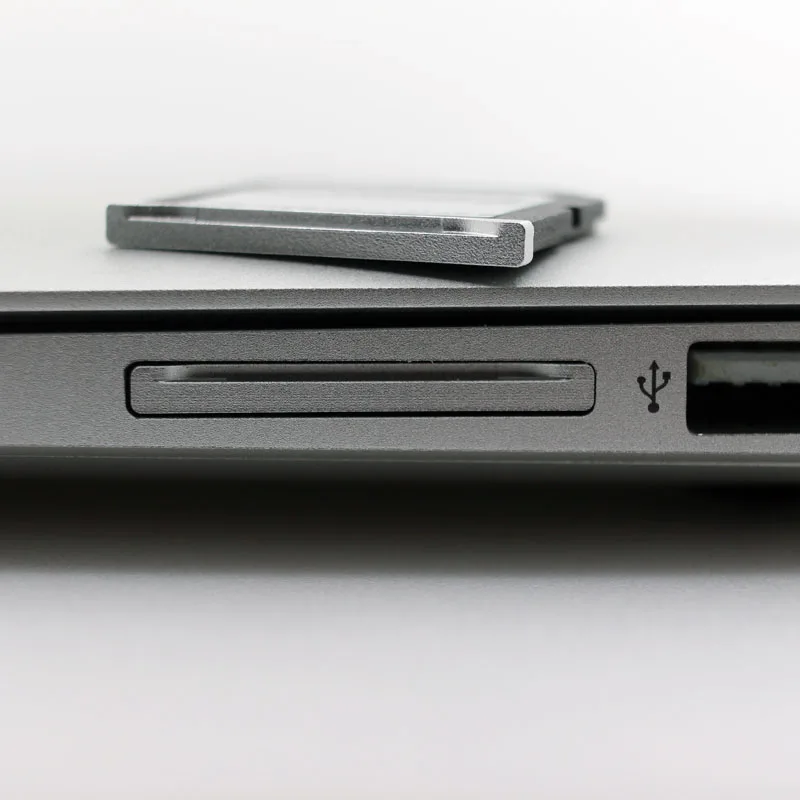 Фото Адаптер для карт MicroSD BaseQi для MacBook Air 2009-2021 гг. – встраиваемый, без выступающих частей №5