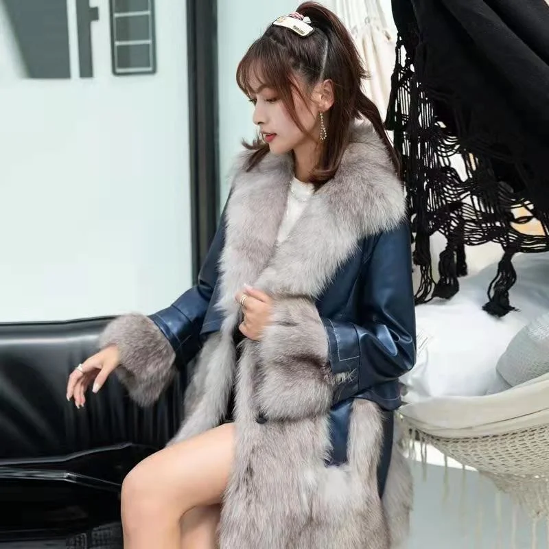 2022 Autumn And Winter New Fashion Temperament Slim Fit Versatile Splice Faux Fur Plush Coat Women's Trend