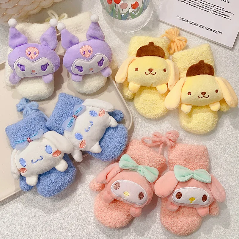 

Зимние теплые перчатки Sanrio, милые детские плотные перчатки с лямкой на шее My Melody, творческие кукольные игрушки Kuromi, вязаные перчатки с защит...