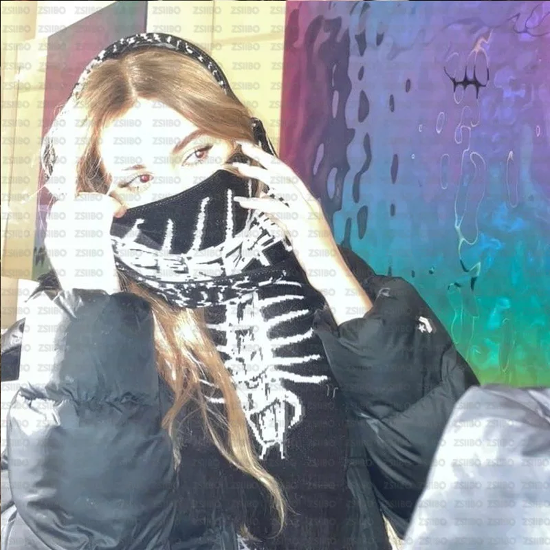 Рисунок 6 - Зимний женский шейный платок TARUXY Y2k с принтом