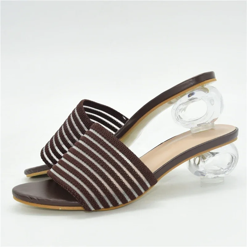 

2023 Latest Plus Size Shoes Women Heel Elegant Crystal Shoes Luxury Women Shoes New Fashion Women Party Pumps Closed Toe Heels