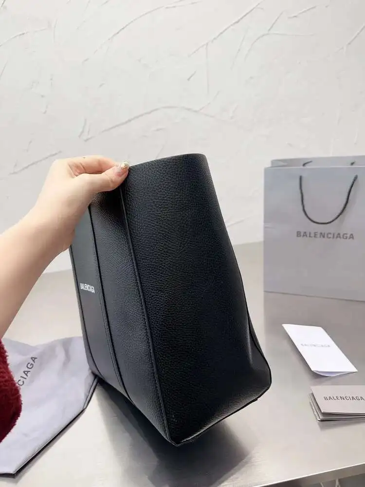 In Style 2024 Женская Сумочка КошелеК ОднОплечье НаклоННая Рюкзак Модная Дамская