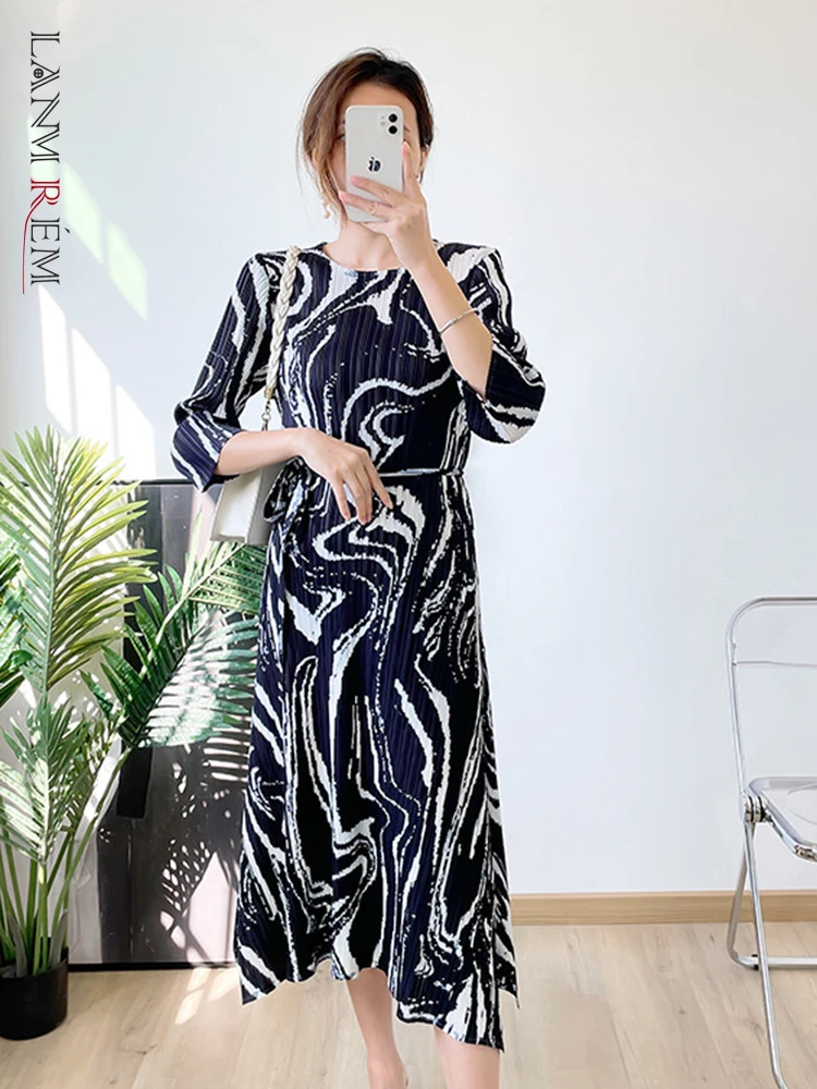 

Женское платье LANMREM, черное платье с принтом, весна-лето 2022, длинное платье с круглым вырезом, Бандажное Плиссированное Платье, женское элега...