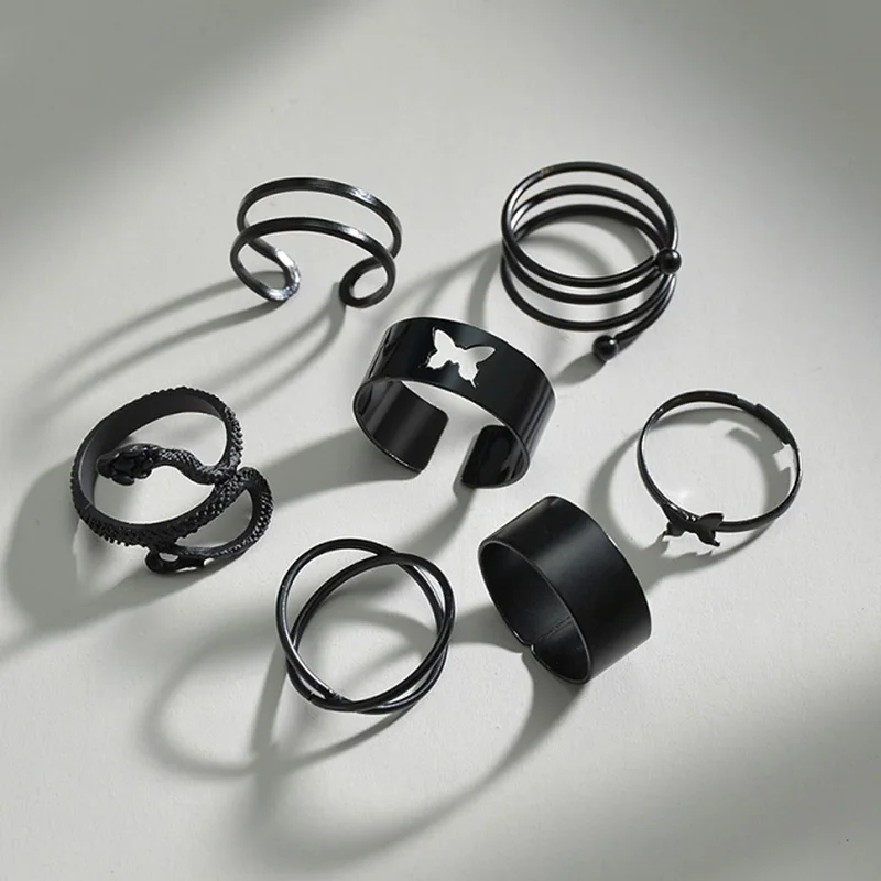 

7Pcs/set Punk Animal Butterfly Snake Rings for Women Girls Vintage Simple Black Cross Chain Rings Sets Jewelry Accessories Party