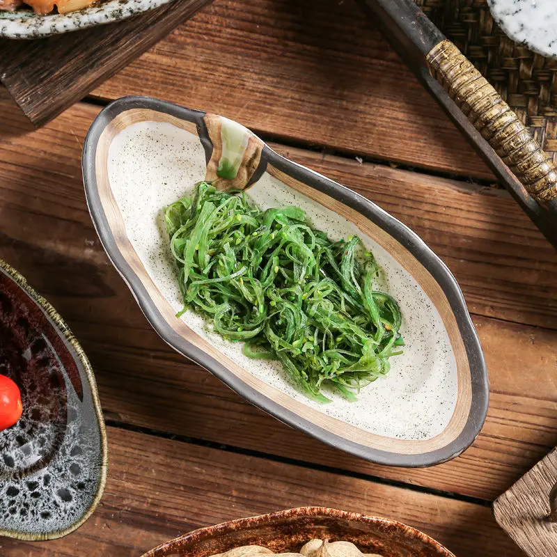 

Japanese cuisine restaurant hotel ceramic tableware sushi sashimi dish cold dish side dish Oyster Shell Dish squid dish