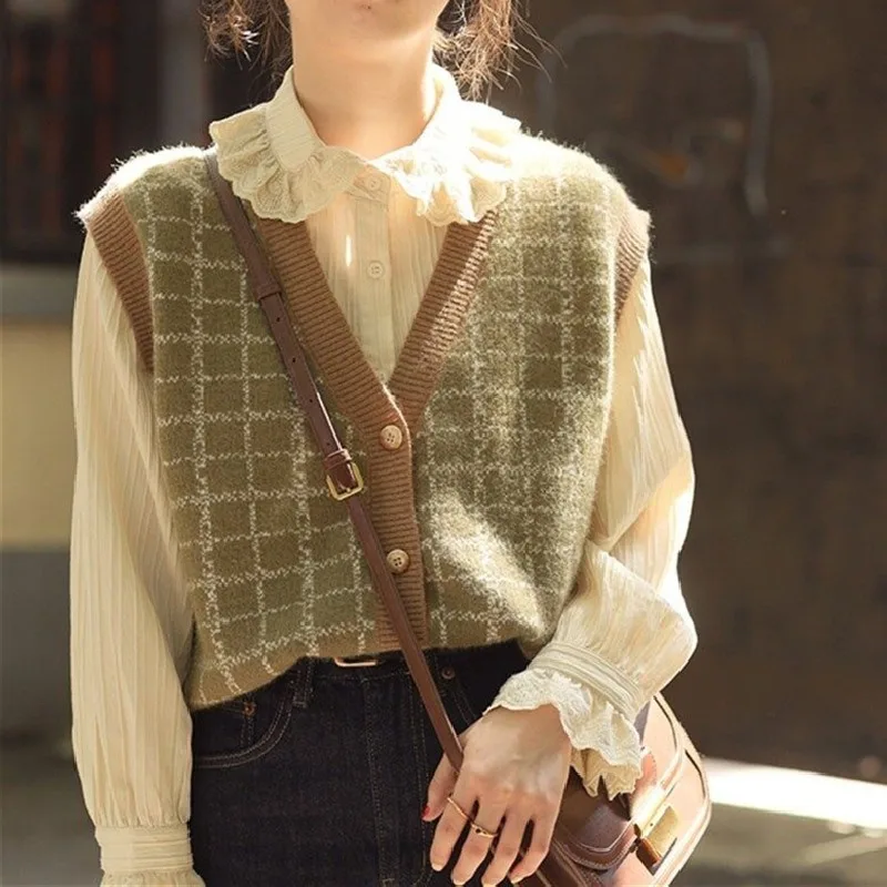 

Women Sweater Vests Plaid V-neck Side-slit Knitted Fashion All-match Elegant Tender Loose Casual Female Retro Warm Cozy T380
