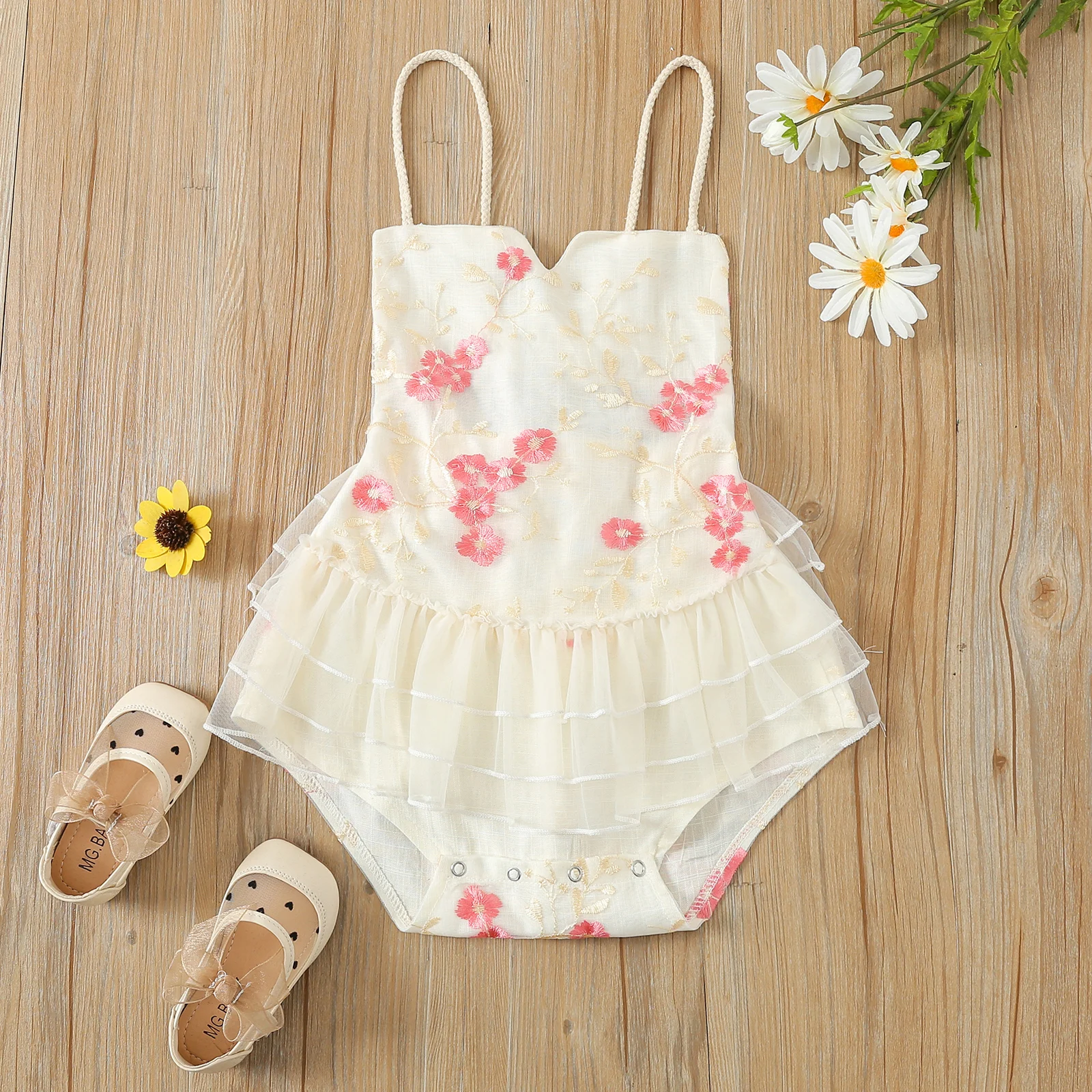 

Summer Newborn Baby Girl Clothes Casual Baby Sleeveless Floral Embroidered Tulle Jumpsuits Toddler Playsuit Romper