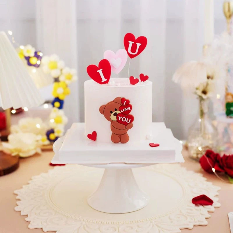 

520Tanabata Valentine's Day Cake Topper Soft Glue LOVE Bear Plug-in Couple Confession Rose Cartoon Cake Decoration Anniversaire