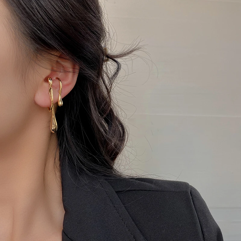 Европейские и американские модные крупные асимметричные серьги простые