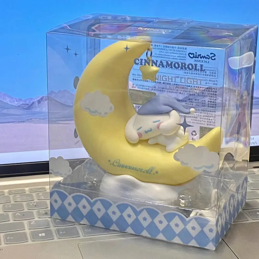 

Sanrio Cartoon Crescent Night Light Cinnamoroll Kuromi Crescent Light Charging Light Atmosphere Light Toys Holiday Gifts