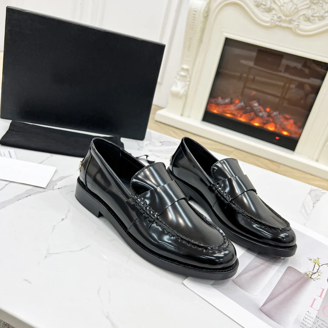 Paris Loafers Shiny Calfskin Burgundy Shoes Plain Block Heels Party Style Round Toe Casual Style