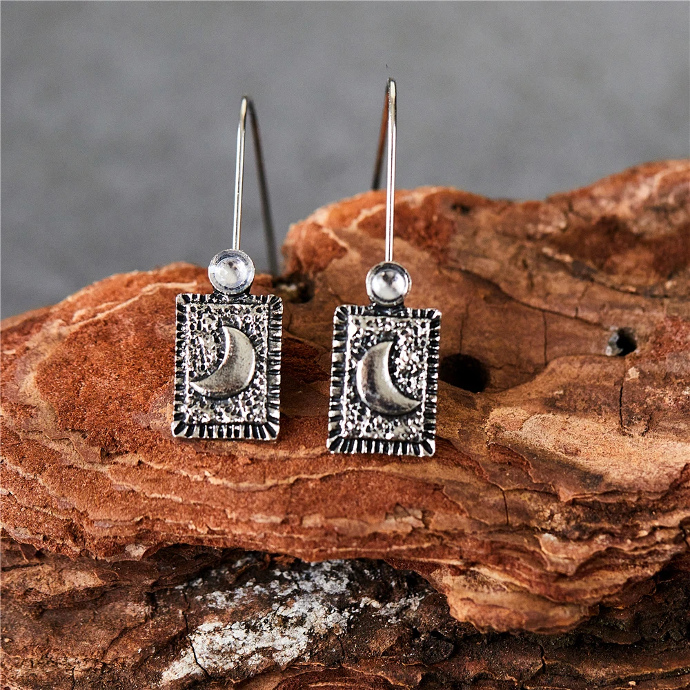 

Crescent Earrings For Women Mysterious Gothic Jewelry Personality Moon Pendant Earrings Ear Hook Fashion Jewelry