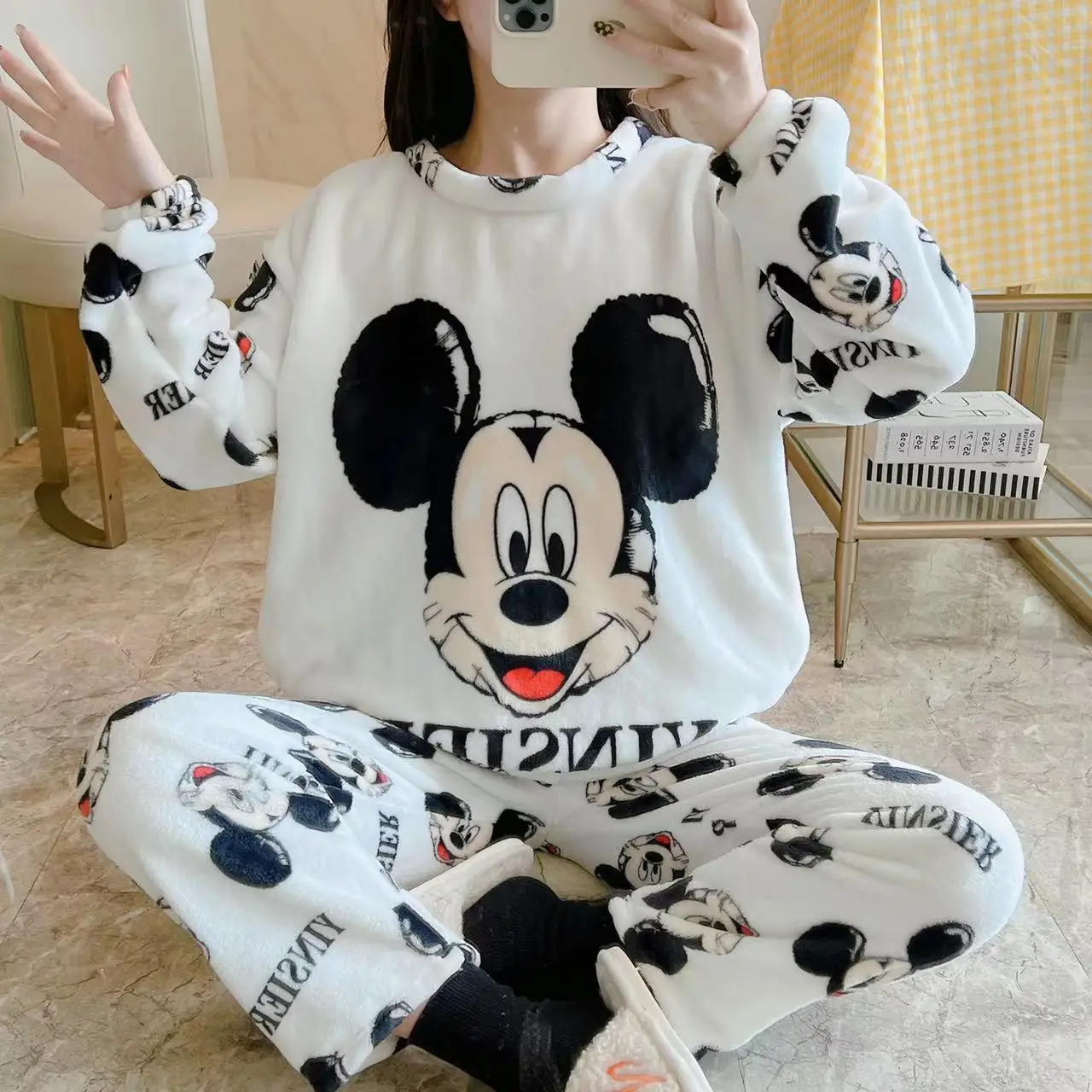 Disney Mickey Mouse Pajamas Set for Ladies Students Autumn Winter Warm Thicken Loose Sleepwear Set Coral Velvet Home Clothes