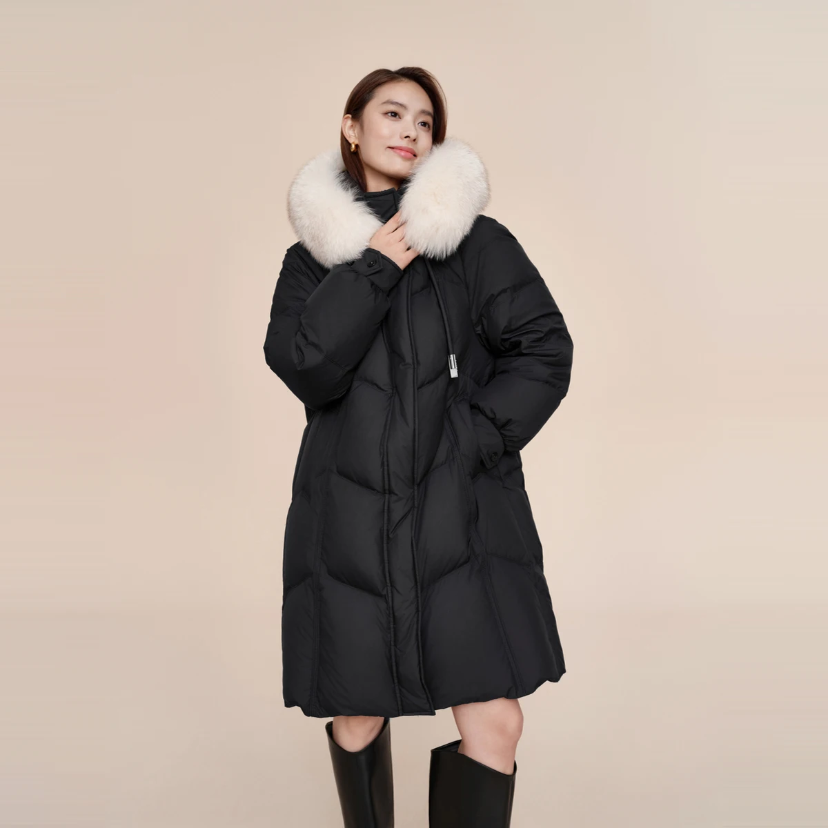 Женская зимняя утепленная куртка из лисьего меха с воротником натурального