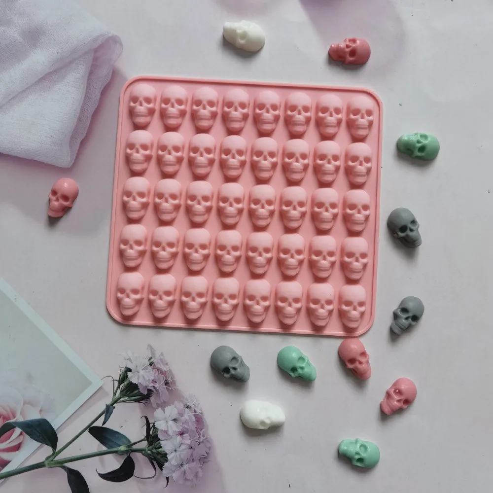 

40 Holes Skull Ice Cube Silicone Mold DIY Bar Party Cool Whiskey Chocolate Soap Mold Kitchen Making Tool Cake Fondant Molds