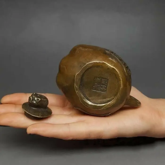 Китайский античный бронзовый чайник со знаками Зодиака свинья летучая мышь