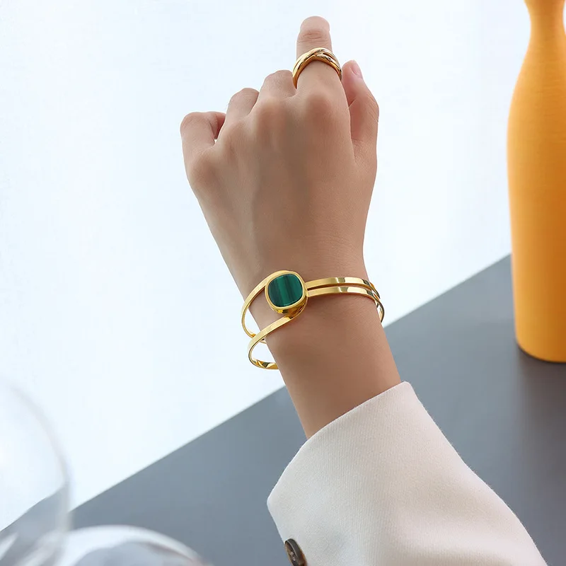 

Emerald Acrylic Decorative Bracelet Titanium Steel Daily Work Accessories Harper Quality Jewelry Wholesale
