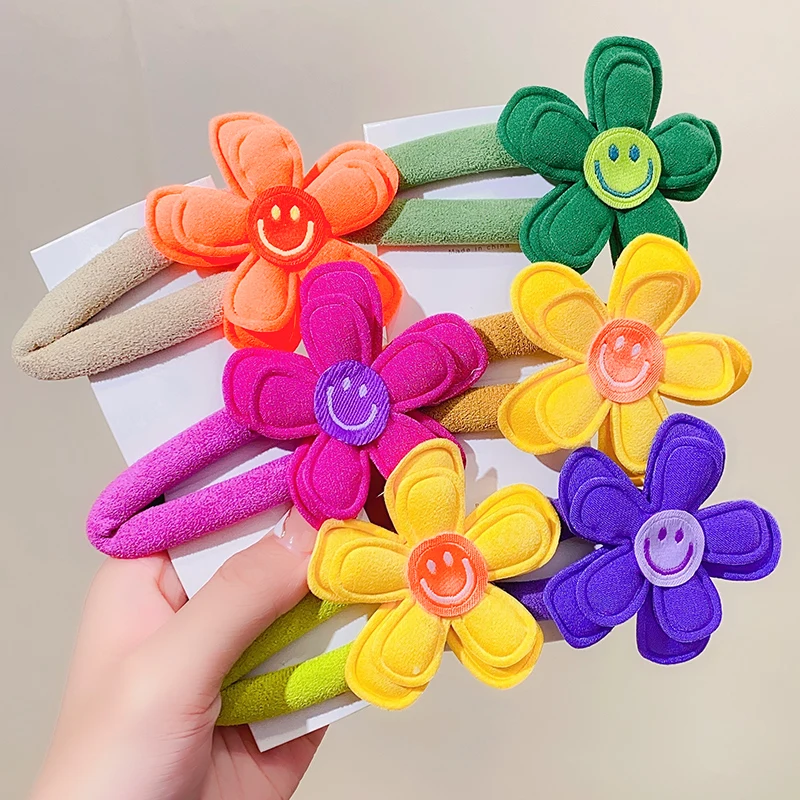 

New Girls Cute Colorful Smile Flowers Flannel Hair Clips Children Lovely Hair Decorate Hairpin Barrette Fashion Hair Accessories
