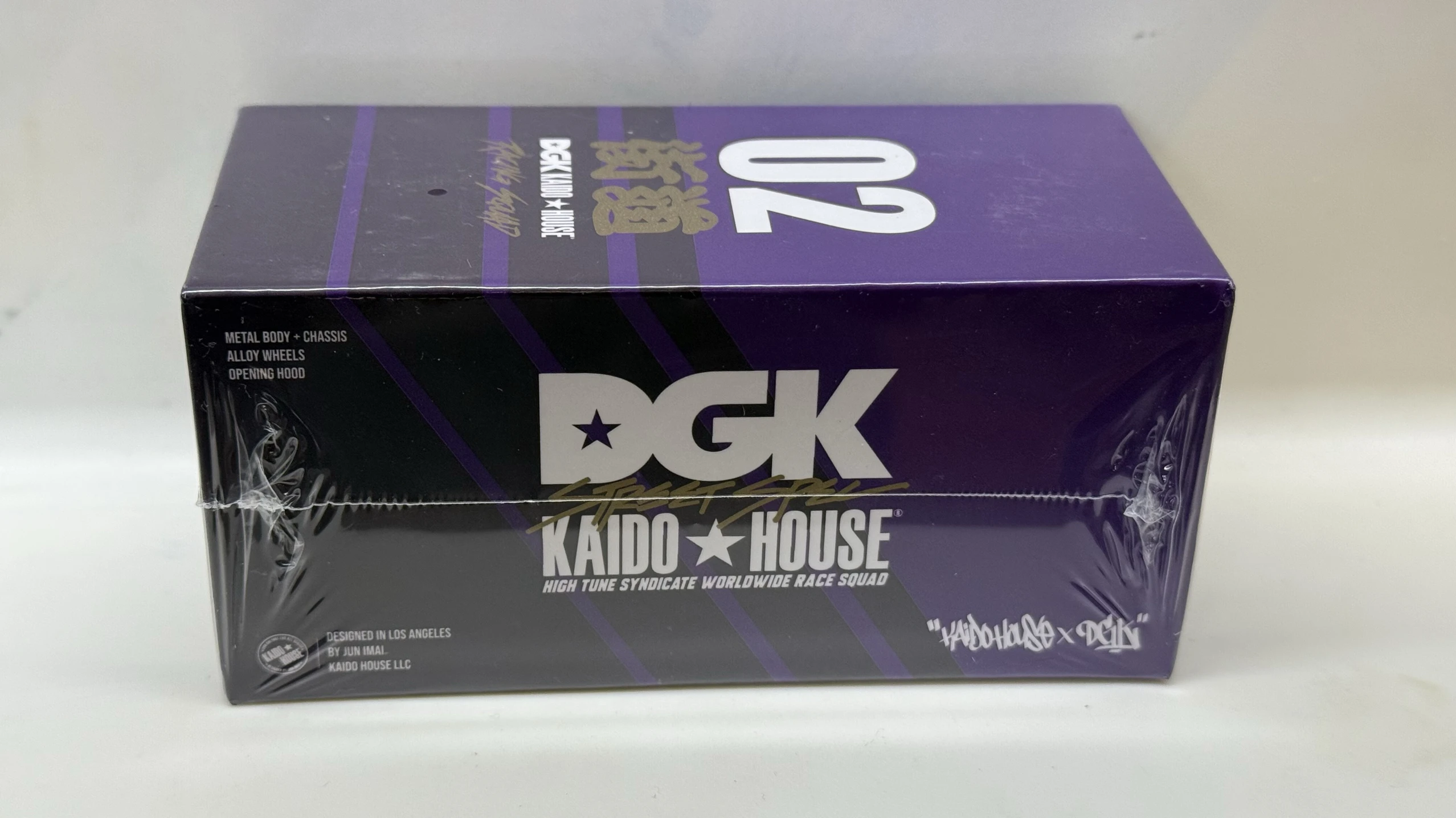 Модель автомобиля Kaido House Minigt 1:64 DGK NISSAN SKYLINE R34 из сплава