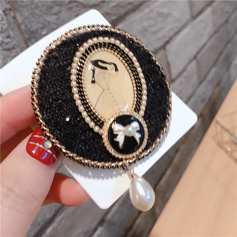 

women's stylish brooches for women Bow Pearl Camellia luxury women's clothing 2022 fashion Brooch