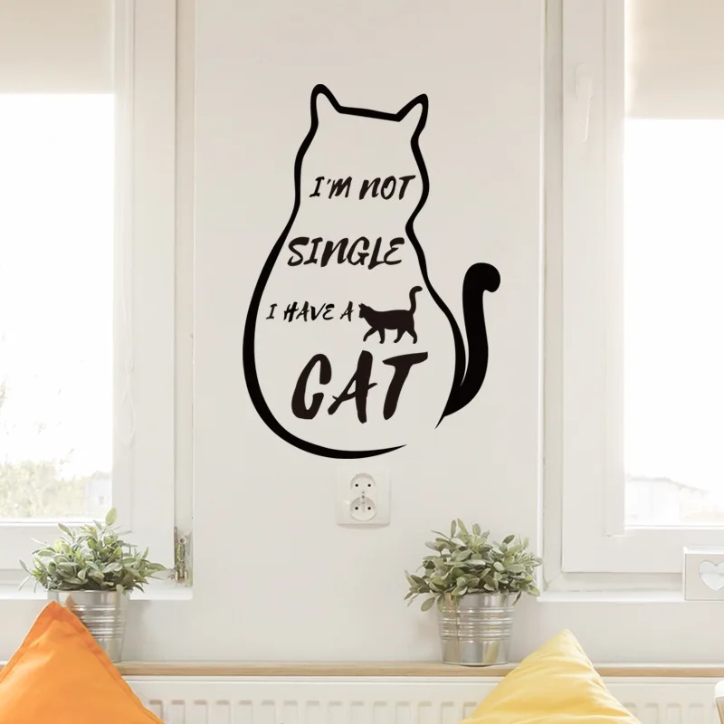 Наклейка на заднюю панель с изображением кота из мультфильма