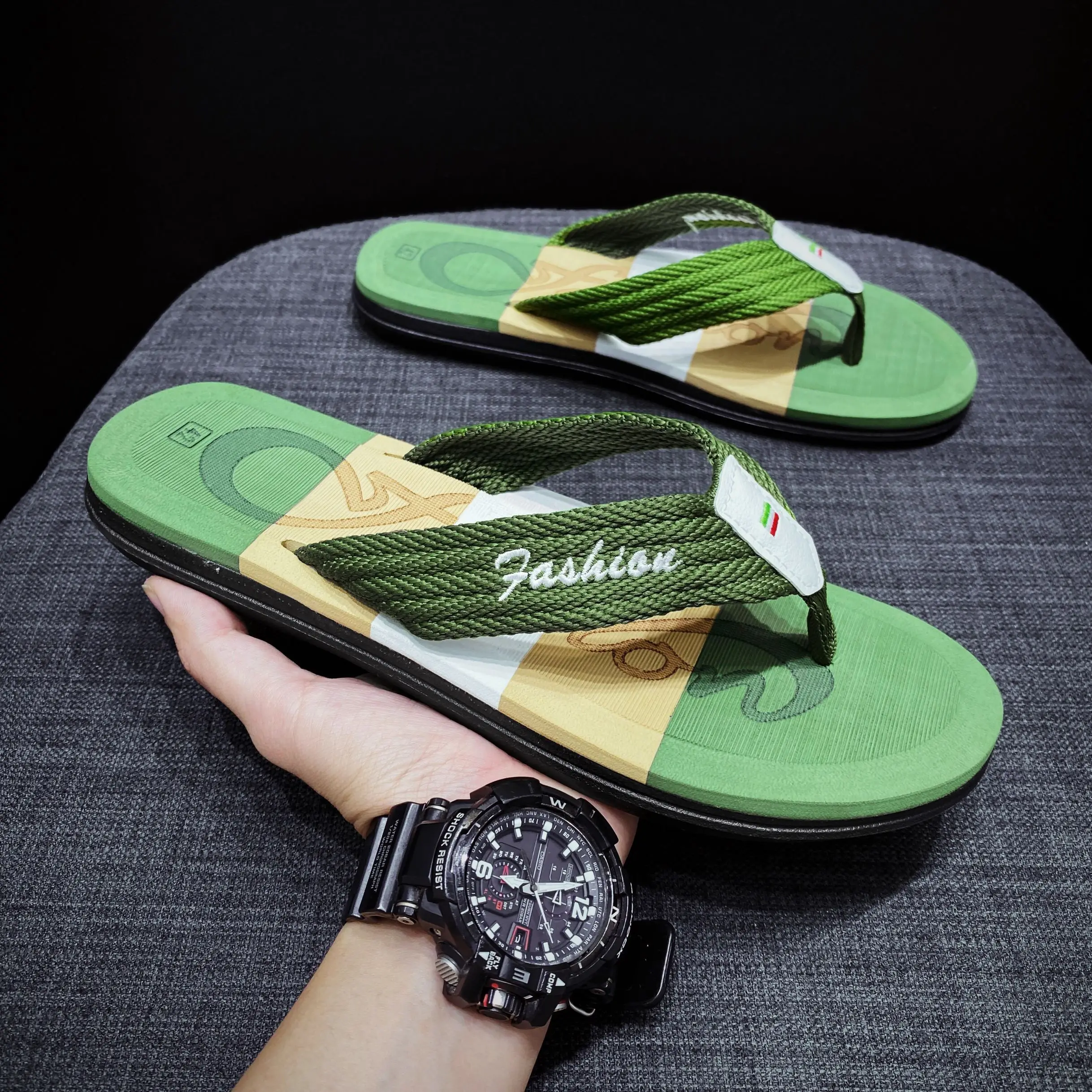 

Swimming Pool Men's Shoes for Water Slippers Plus Size 39-45 Fashion Summer Men Flip Flops Outdoor Soft Casual Shoes Men