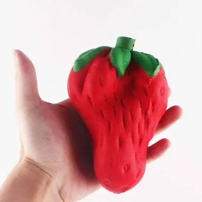 Мягкая Клубника дешевая медленно восстанавливающая форму Подвеска для телефона