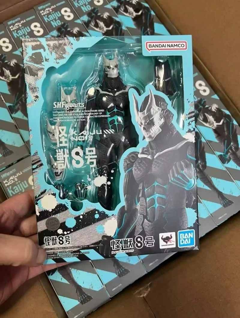 Фото В наличии: Оригинальная фигурка BANDAI TAMASHII NATIONS S.H.Figuarts Kaiju No.8 из магазина SakuraStar, аниме-фигурка с подвижными суставами. №2