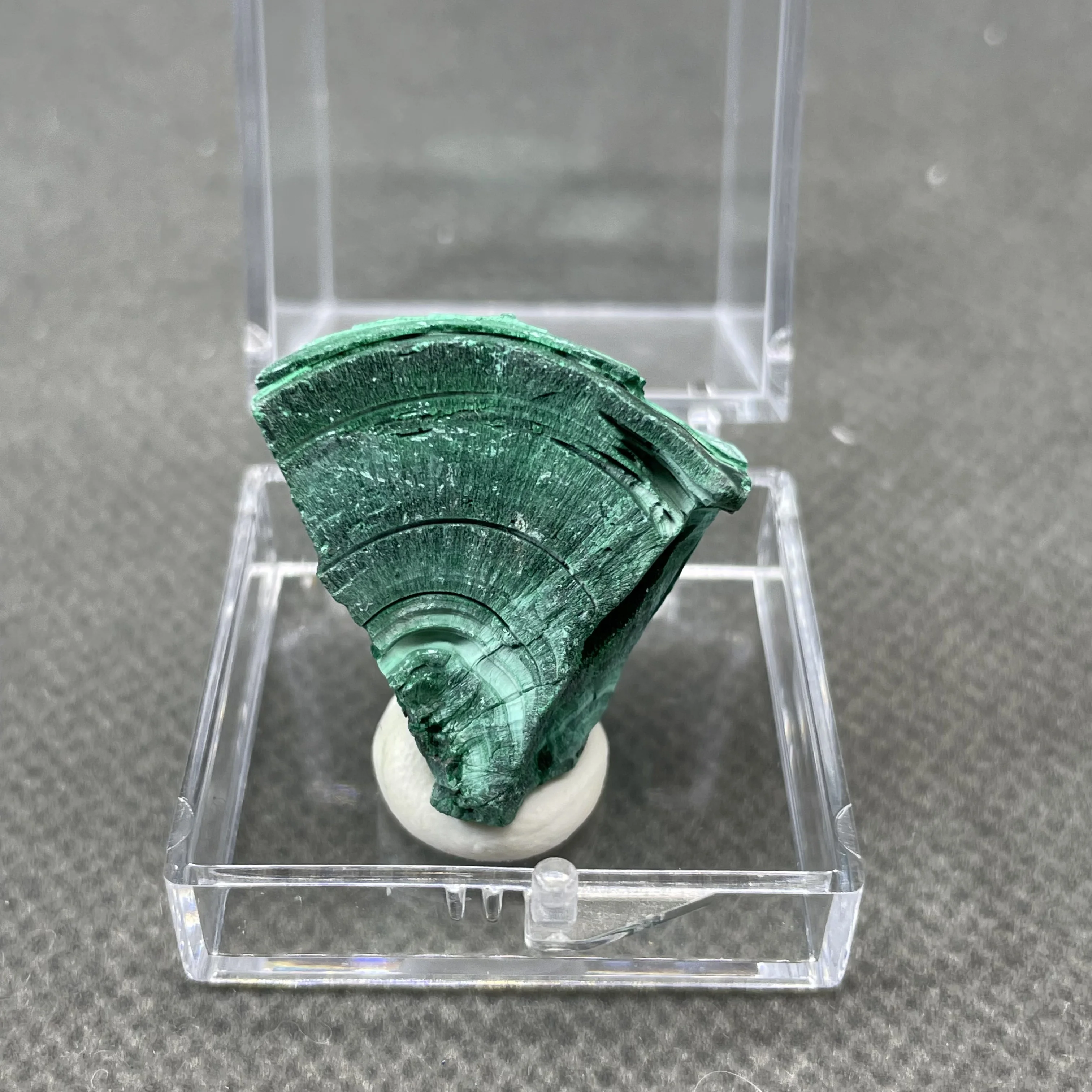 

Натуральный малахит QIANCHUAN