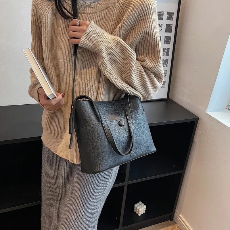 Small Bucket Bags for Women 2023 Trend Vintage Women Leather Designer Simple Handbags and Purses Crossbody Bags Brown Fashion