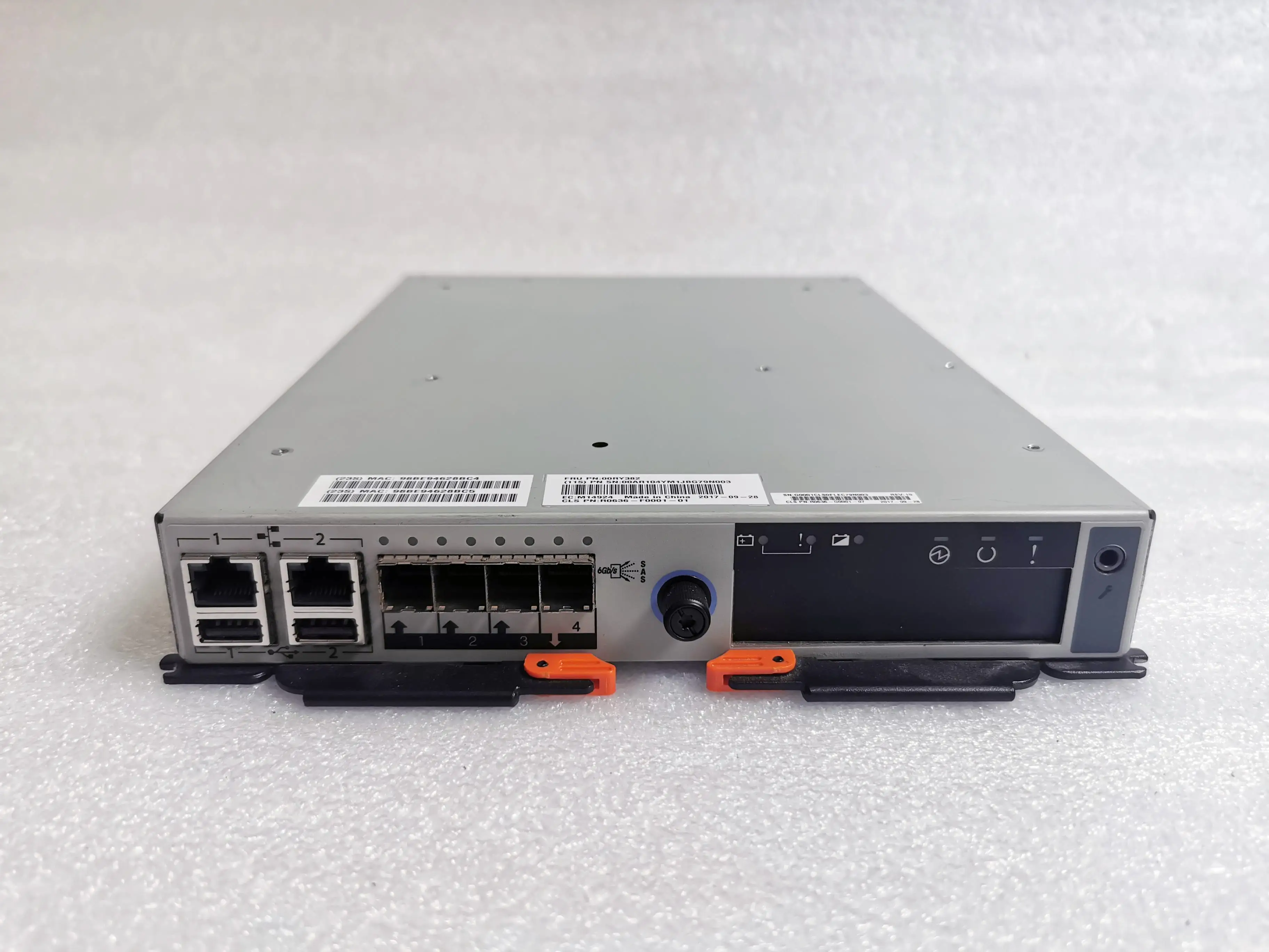 Ibm v3700. 00ry382. infinity ibm-5m-28.