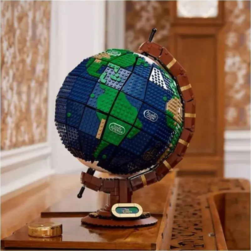 

Кубики строительные модульные MOC Earth Globe, 21332