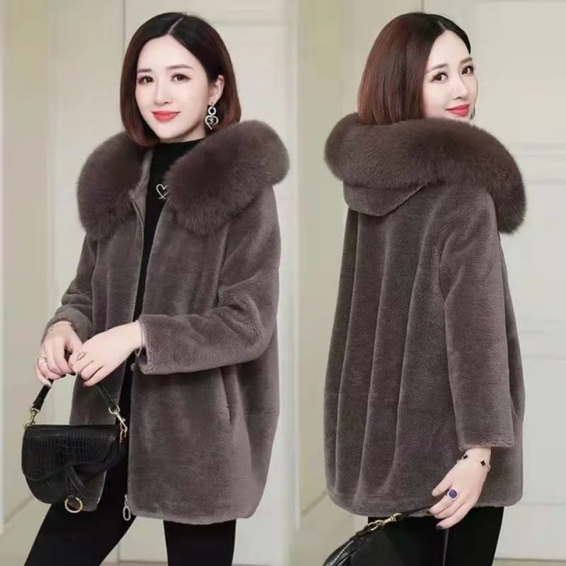 Leather Lamb Coat jacket Women's Coat Grain Cashmere Sheep Shearing Fur One Piece Fox Fur Collar Short Hooded