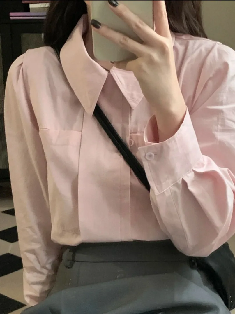 Рубашки с длинными рукавами и воротником-поло во французском стиле женские