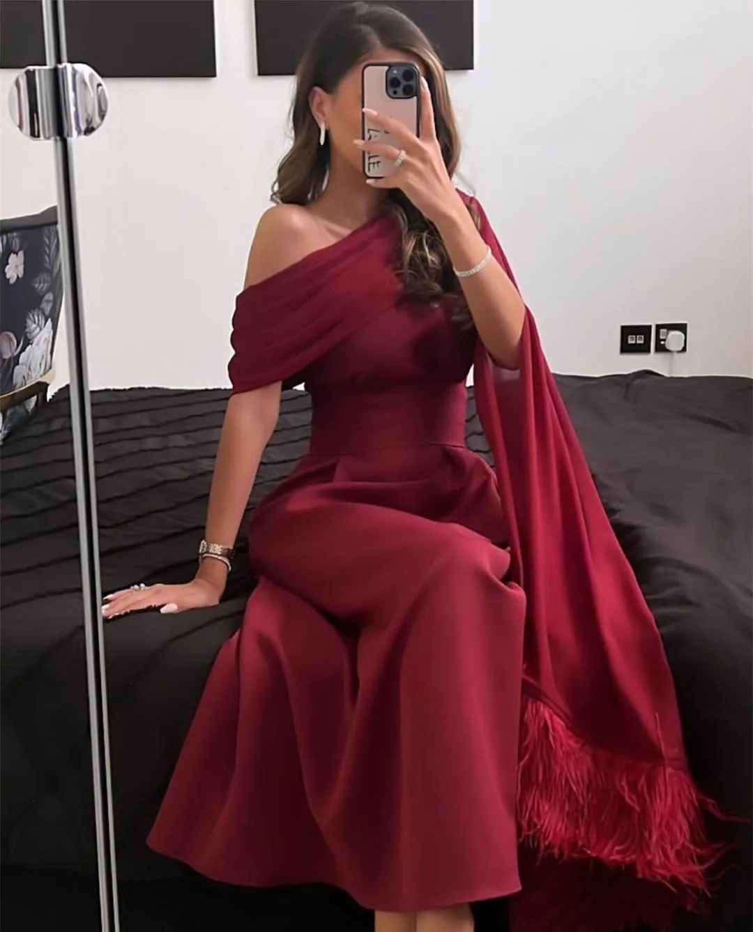 

AsaNagi Red Chiffon Evening Dresses With Feathers Elegant One Shoulder Floor-Length Prom Dress Robe De Soirée Party Gowns 2023