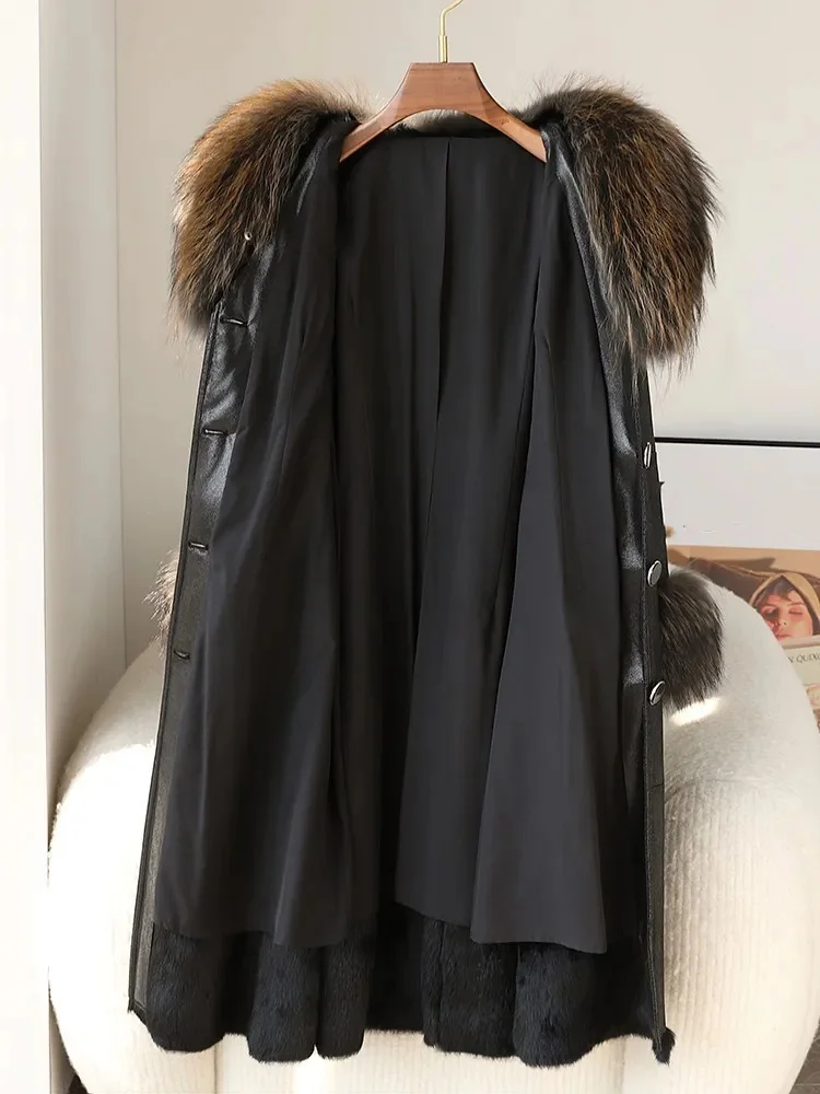 Рисунок 4 - Женское длинное однобортное пальто