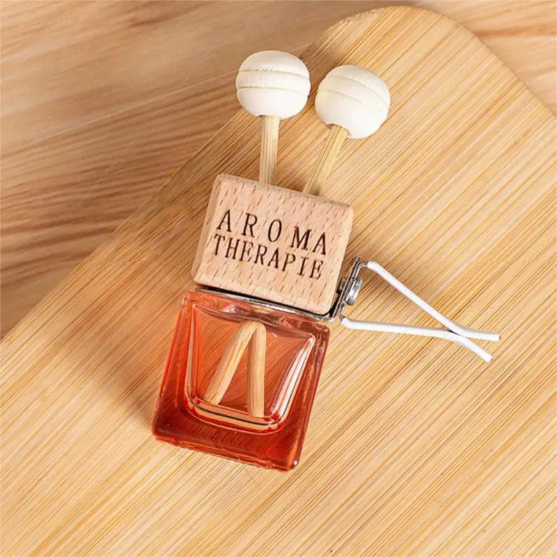 

1 Piece Car Hanging Perfume Pendant Fragrance Air Freshener Empty Glass Bottle Perfume Diffuser Bottle Aromatherapy Decor