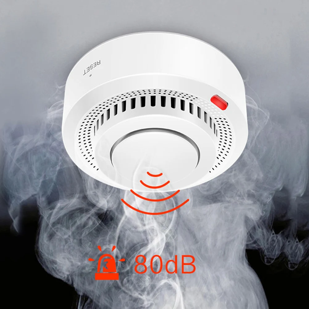 

WiFi Smoke Fire Sound Alarm Wireless 70db Smoke Sensor Alarm Tuya App Real-time Monitoring AAA Battery Powered Home Alarm System