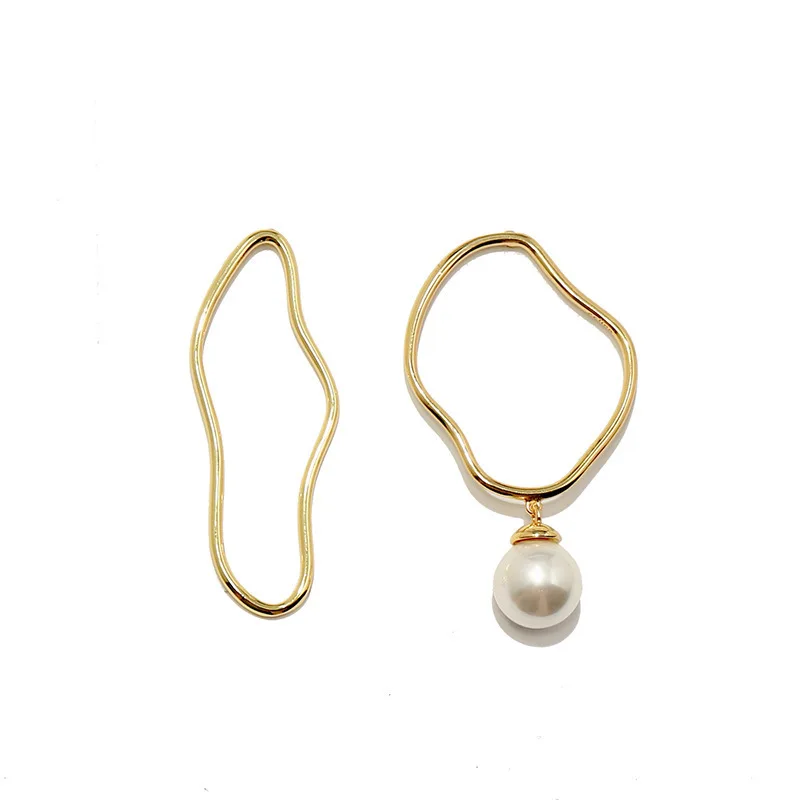 

Fashion Stud Earrings Retro Style Simple Gold-plated Simple Niche Design Asymmetric Pearl Shape Gifts for Lovers