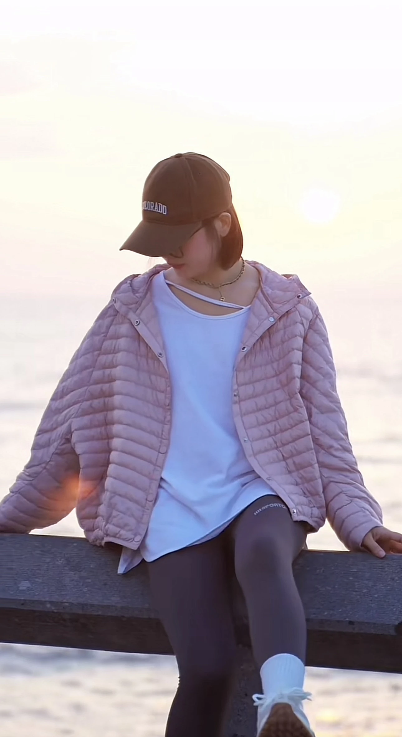 Легкий пуховик с капюшоном осень и зима новый дизайн модная универсальная