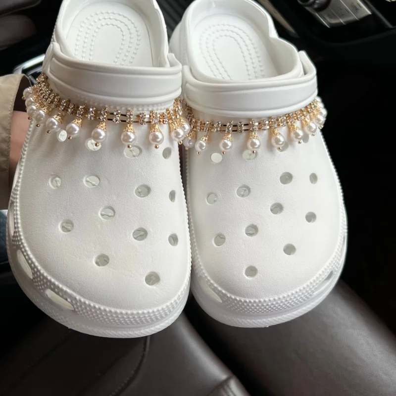Luxury Vintage Croc Charms Resin Diy Pearl Chain Shoes Charms Gold Diamond-Mounted Shoe Accessories Fashion Elegant Women