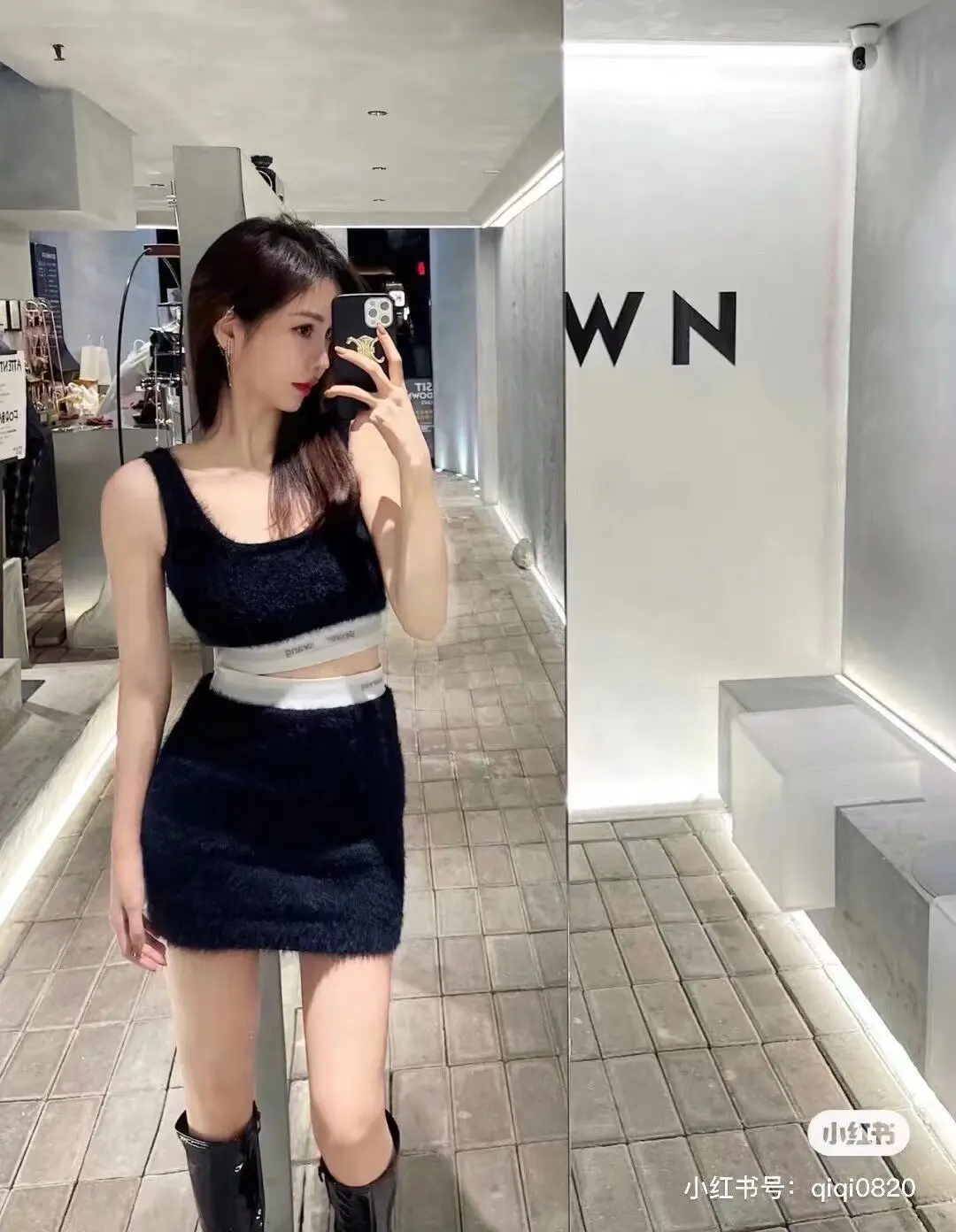 

21FW Fashion Brand New High-quality Letter Stitching Plush Skirt Vest High Waist Bag Hip Short Skirt Suit