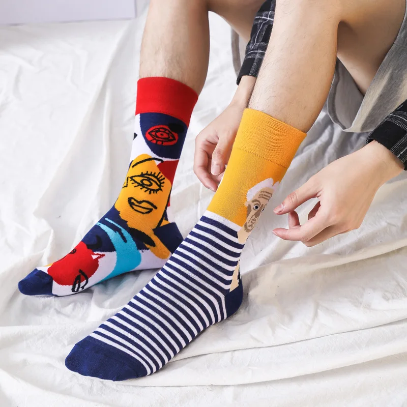 2022 men's and women's stockings cartoon street personality European and American version cotton socks couple socks
