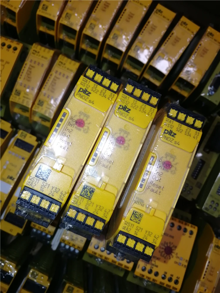 Pilz S4 751104 750104 S7 751107 751167 750107 являются оригинальными фотоэлементами.