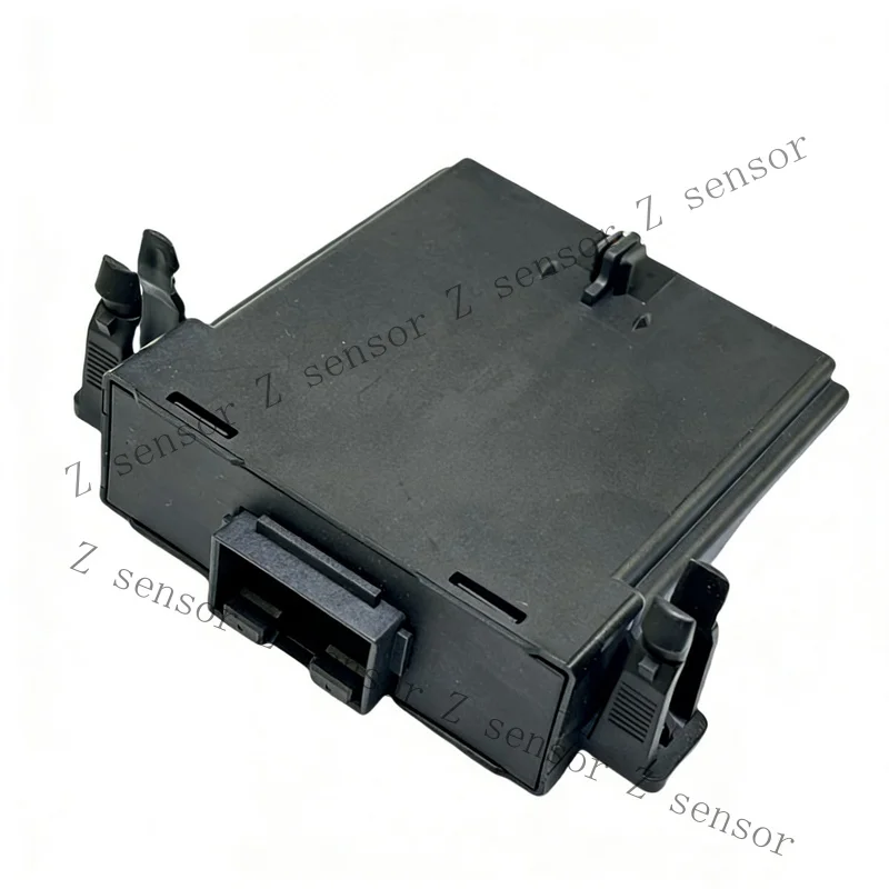 Фото Модуль интерфейса контроллера Z+ OEM Gateway для VW Skoda CC Passat B7 7N0907530BL №2