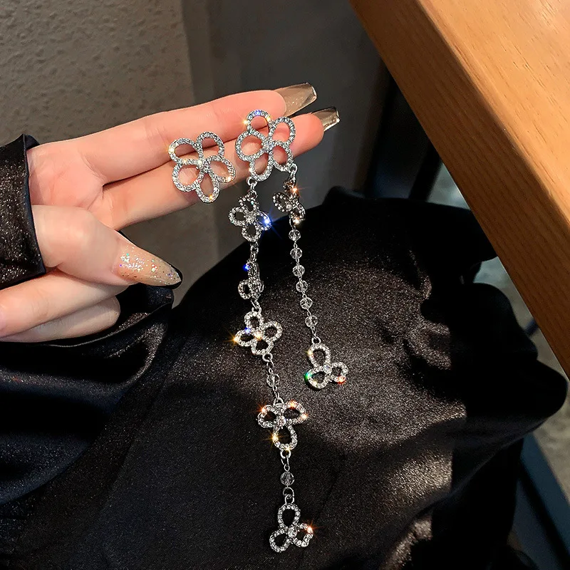 

925 Sterling Silver Rhinestone Set Crystal Asymmetric Flower Earrings Long Elegant Earrings Personalized Earrings for Women boho