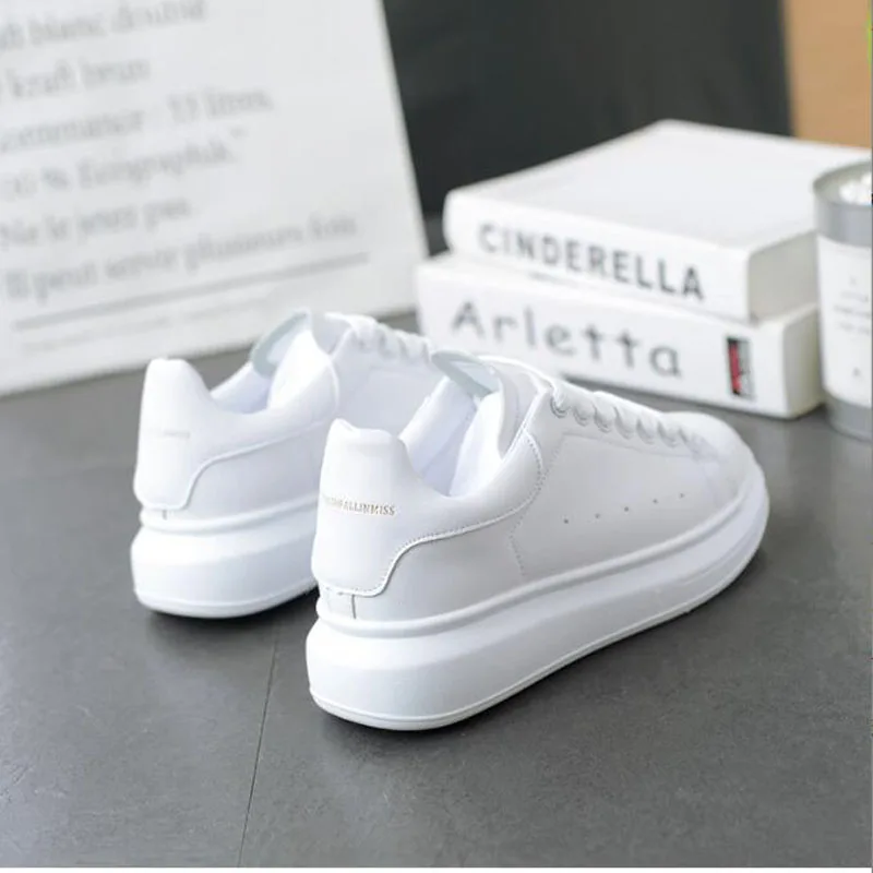 

High-quality classic sneakers new white shoes men's thick-soled running sneakers fashion vulcanized shoes women factory outlet