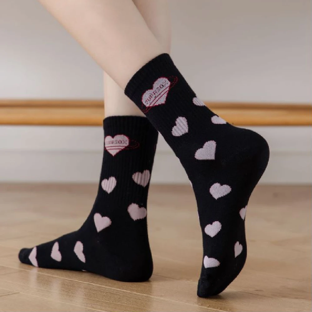 

Носки с женскими надписями Love, модные носки с интересным колледжским стилем, повседневные и мягкие