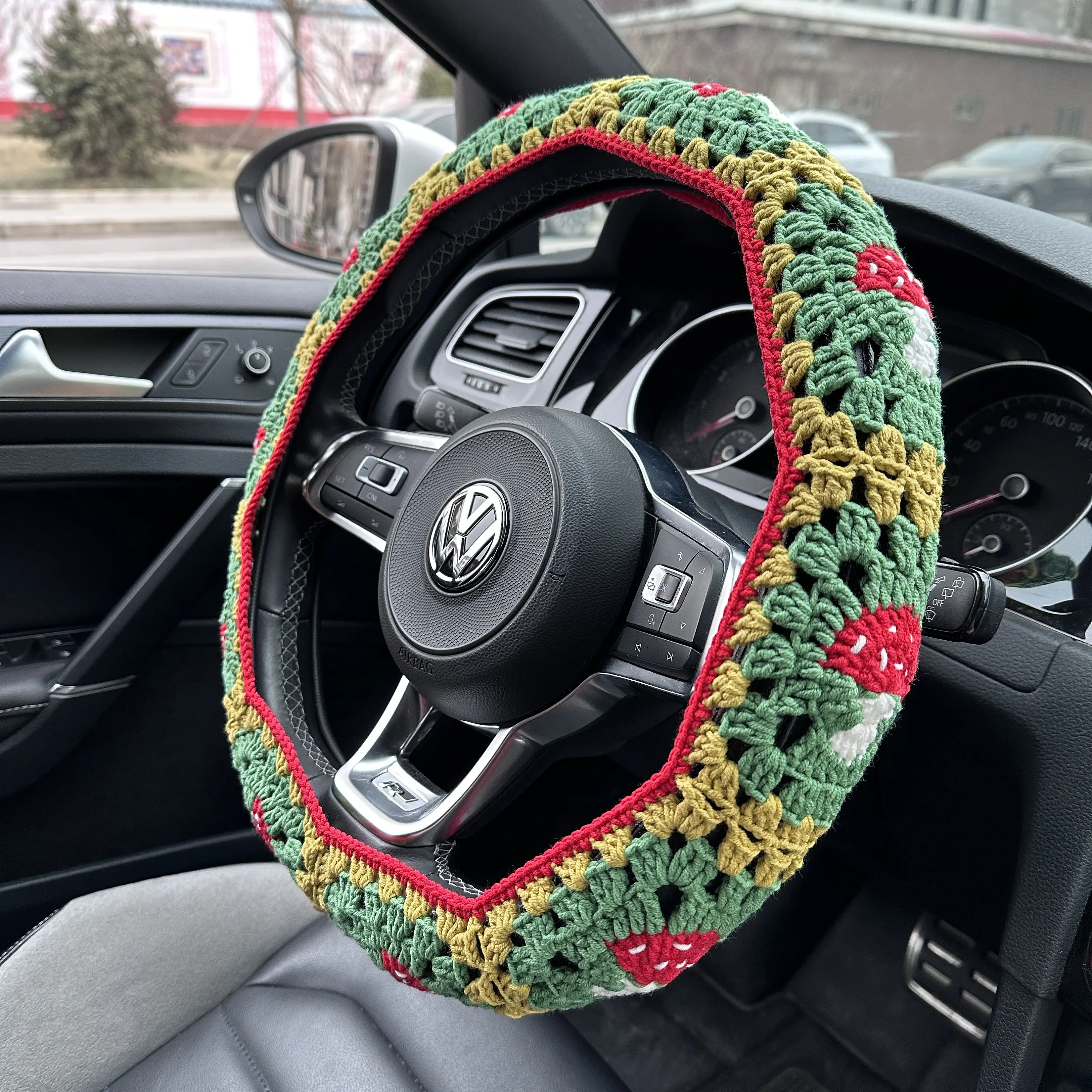 "38cm Mushroom Cute Crochet Steering Wheel Covers for Jeep BMW Honda