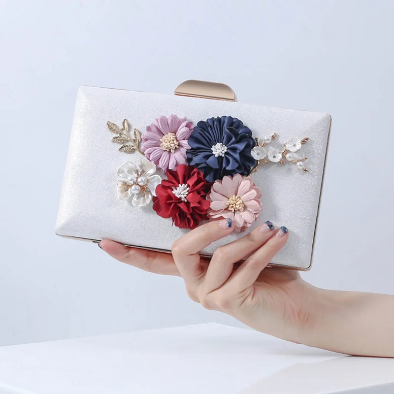 

White Bags for Women Bridal Clutch Designer Purse Flower Decoration Brand Luxury Handbags Cellphone Bag